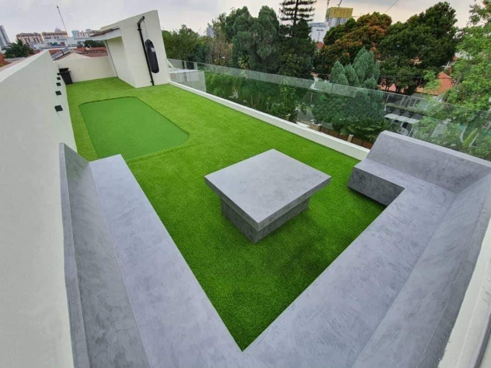 Artificial Grass For Balcony, Rooftop Balcony, and Roof Area